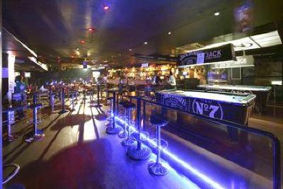 фото отеля Howard Johnson Hotel Bur Dubai