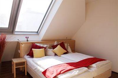 фото отеля Star Apartments Maria-Theresien-Strabe