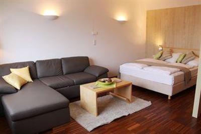 фото отеля Star Apartments Maria-Theresien-Strabe