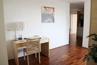 фото отеля Star Apartments Maria-Theresien-Strabe