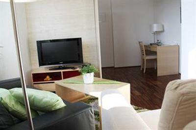 фото отеля Star Apartments Maria-Theresien-Strabe