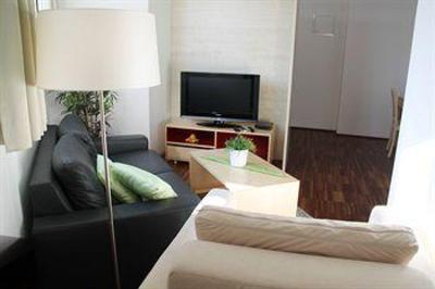 фото отеля Star Apartments Maria-Theresien-Strabe