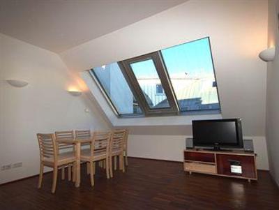 фото отеля Star Apartments Maria-Theresien-Strabe