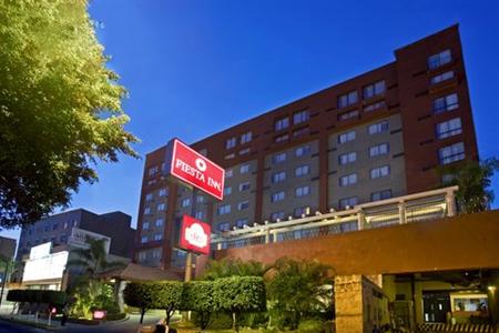 фото отеля Fiesta Inn Guadalajara