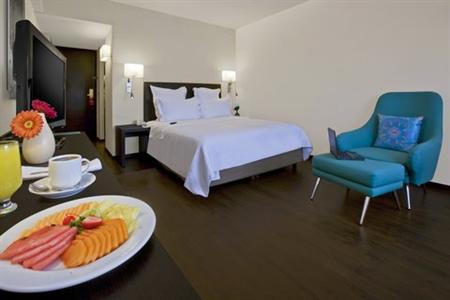фото отеля Fiesta Inn Guadalajara