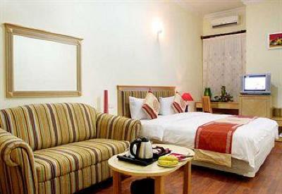 фото отеля Bro&Sis Hotel - Hang Bun