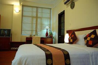 фото отеля Bro&Sis Hotel - Hang Bun