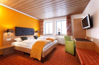 фото отеля Hotel Waldhorn Kempten im Allgau