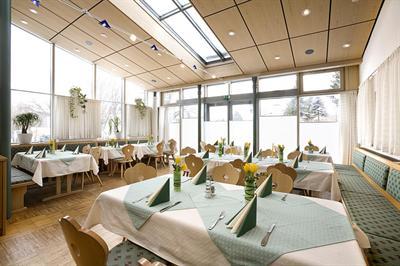 фото отеля Hotel Waldhorn Kempten im Allgau