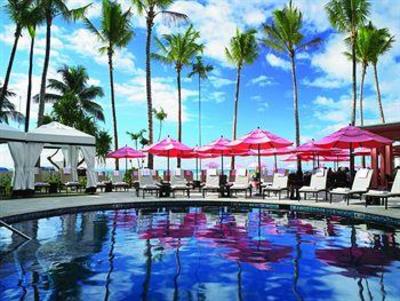 фото отеля The Royal Hawaiian, a Luxury Collection Resort