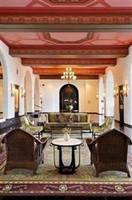фото отеля The Royal Hawaiian, a Luxury Collection Resort