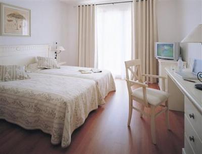 фото отеля Mona Lisa Sainte Victoire Hotel Fuveau
