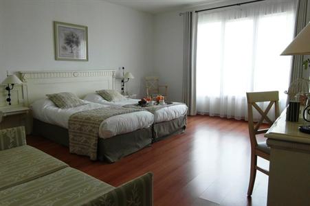 фото отеля Mona Lisa Sainte Victoire Hotel Fuveau