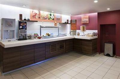фото отеля Holiday Inn Express Leeds City Centre-Armouries