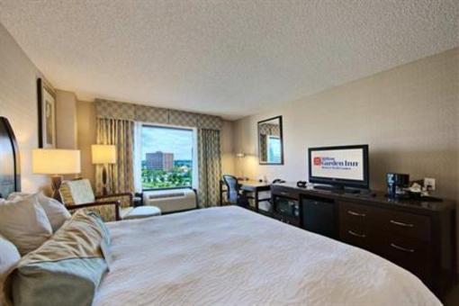 фото отеля Hilton Garden Inn Denver Tech Center