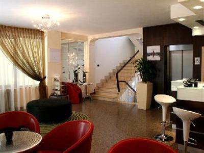 фото отеля Residence & Suites Bellaria-Igea Marina