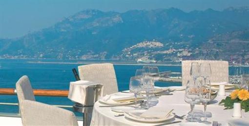 фото отеля Grand Hotel Salerno