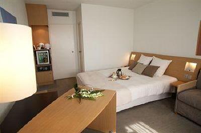 фото отеля Golden Tulip Troyes