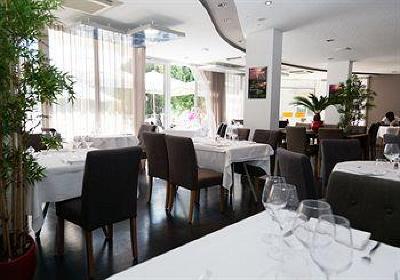 фото отеля Golden Tulip Troyes