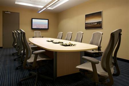 фото отеля Holiday Inn Express Hotel & Suites Montreal Airport