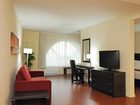 фото отеля Holiday Inn Express Hotel & Suites Montreal Airport