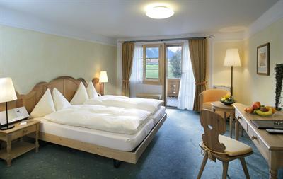 фото отеля Hotel Bellerive Gstaad