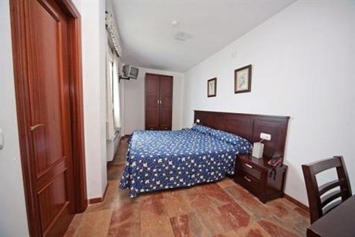 фото отеля Hotel San Cayetano