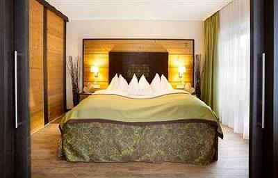 фото отеля Hotel Sommer Füssen