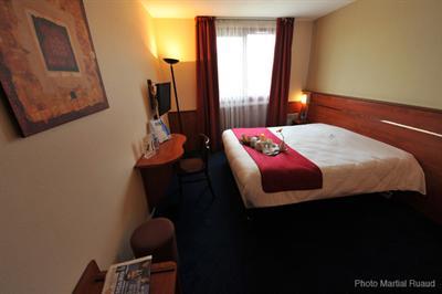 фото отеля Brit Hotel Amandine