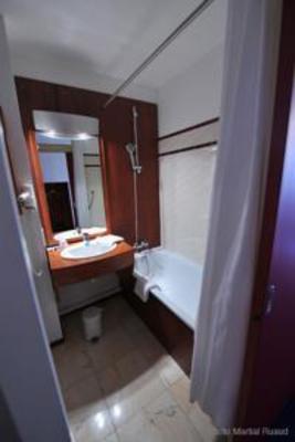 фото отеля Brit Hotel Amandine