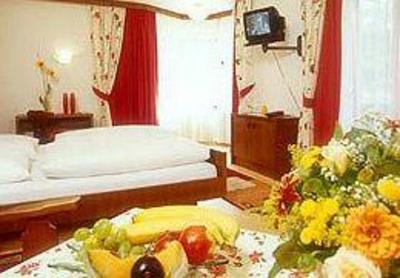 фото отеля Hotel Garni Klausnerhof