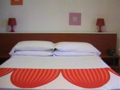 фото отеля Joy Hotel Pomezia