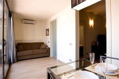 фото отеля Tendency Group Apartments 2 Barcelona