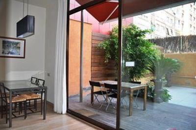 фото отеля Tendency Group Apartments 2 Barcelona