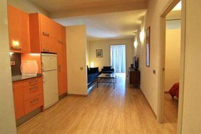 фото отеля Tendency Group Apartments 2 Barcelona