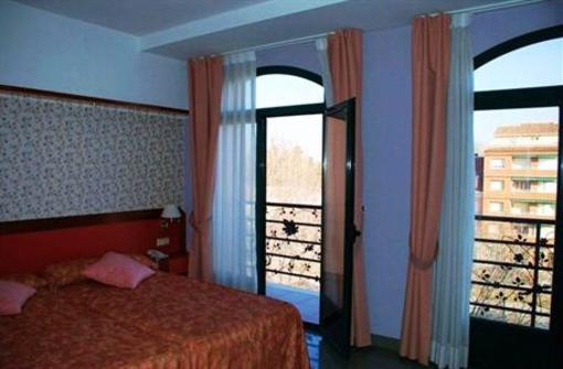 фото отеля Hotel Jardin de Aranjuez