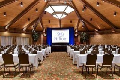 фото отеля Hilton Chicago/Indian Lakes Resort