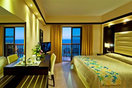 фото отеля Oceanis Beach & Spa Resort
