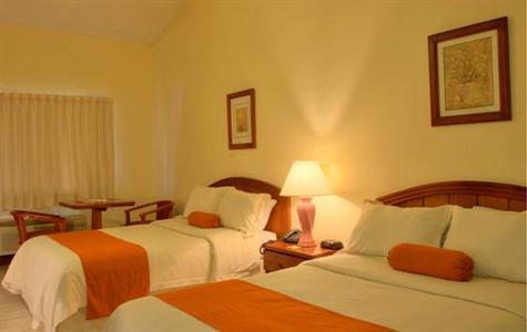 фото отеля BEST WESTERN Belize Biltmore Plaza