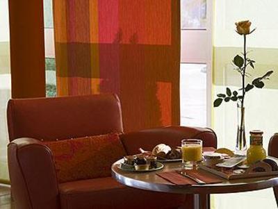 фото отеля Suite Novotel Montpellier