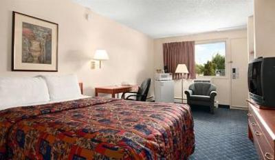 фото отеля Thriftlodge Lethbridge