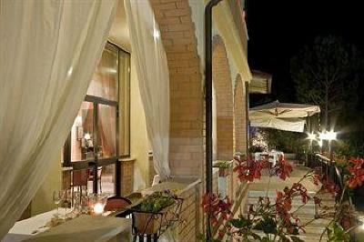 фото отеля Ni Hotel El Patio