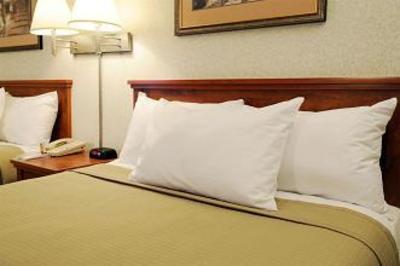 фото отеля Victoria Inn Brandon