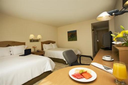 фото отеля Fiesta Inn Ciudad del Carmen