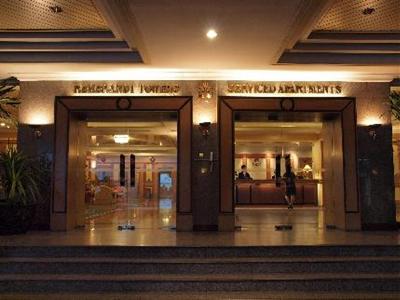 фото отеля Rembrandt Towers Serviced Apartments