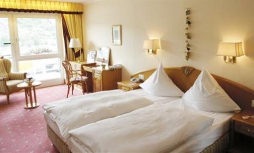 фото отеля BEST WESTERN Premier Bellevue Rheinhotel