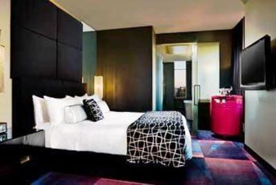 фото отеля W Minneapolis - The Foshay