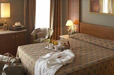 фото отеля Grand Hotel Aston Clarion Nice