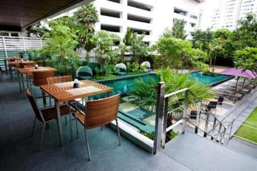фото отеля Ramada Hotel & Suites Bangkok