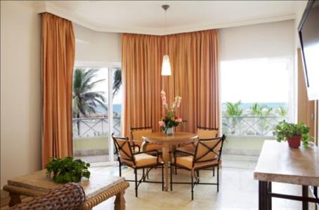 фото отеля Las Americas Casa De Playa